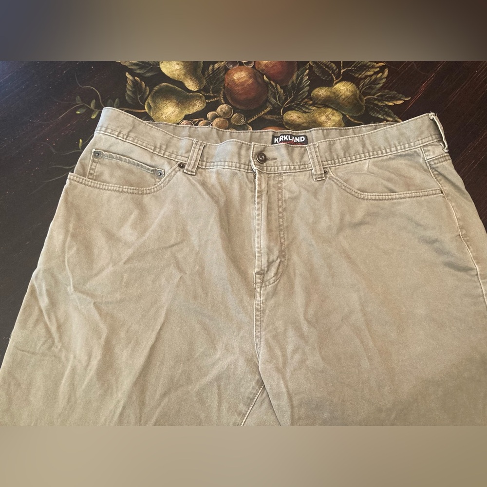 Mens Kirkland Signature casual pants 42x32
